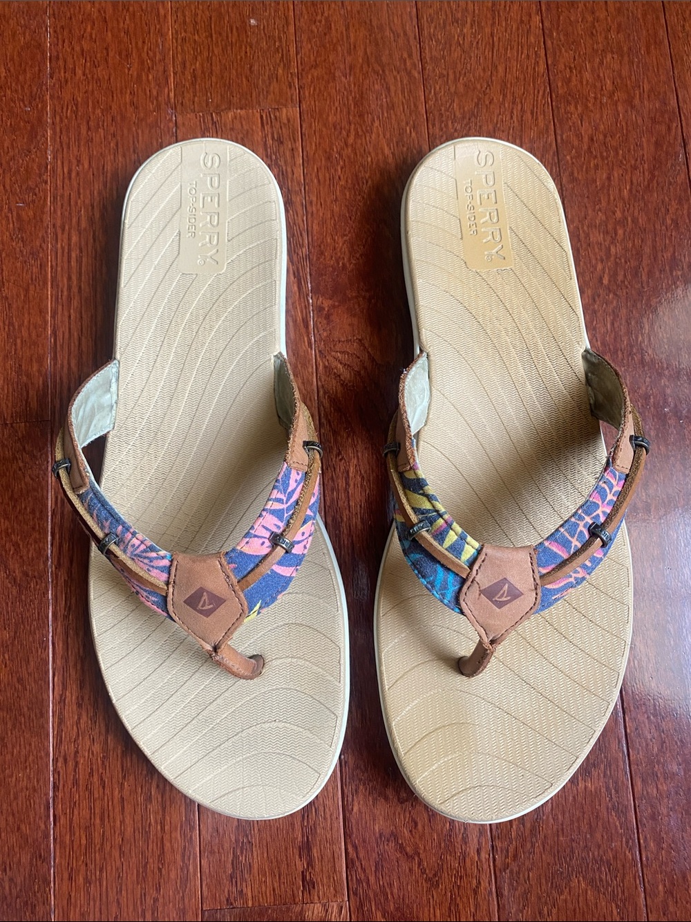 Sperry Flip Flops